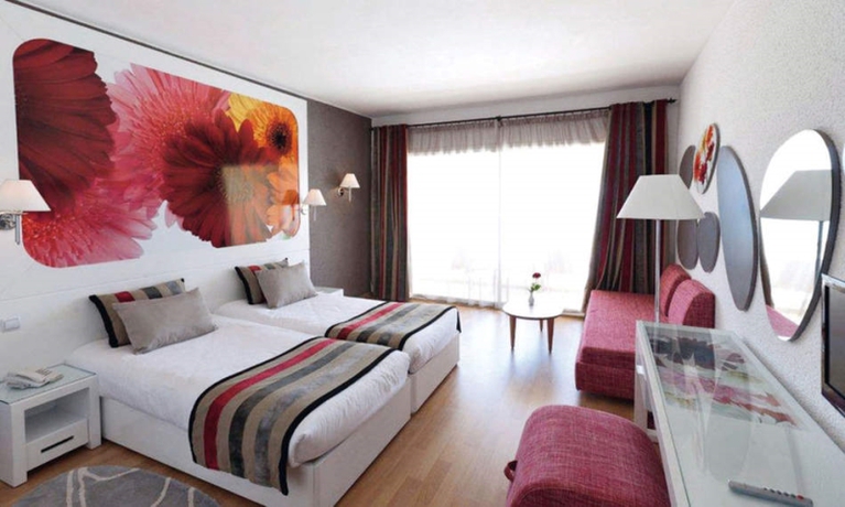 Imagen general del One Resort Jockey. Foto 7