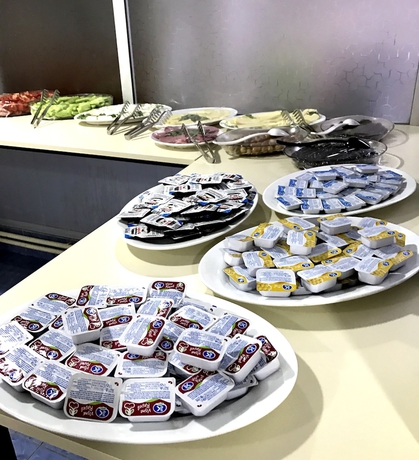 Imagen del bar/restaurante del Onem Otel and Pansiyon. Foto 3