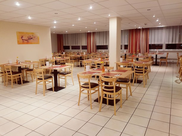 Imagen del bar/restaurante del Opal Hotel. Foto 2