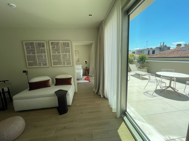 Imagen de la habitación del Opera Suite hotel Pesaro. Foto 2