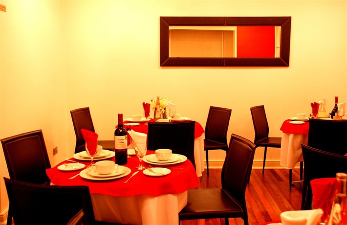 Imagen del bar/restaurante del Oporto Hotel Boutique. Foto 3