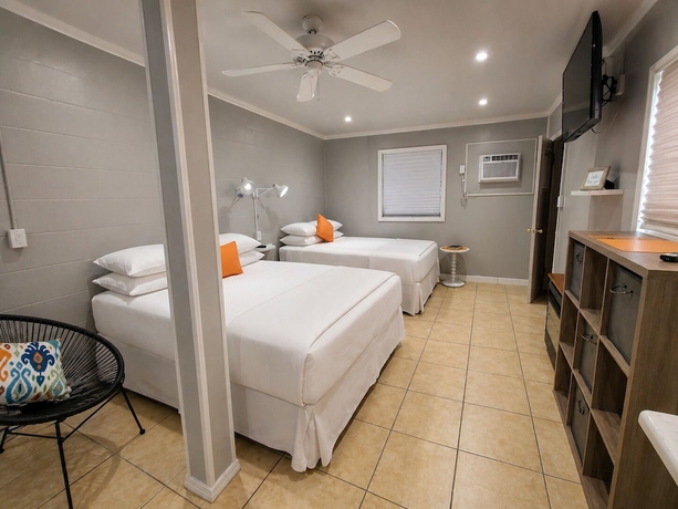 Imagen de la habitación del Orange Motel. Foto 1