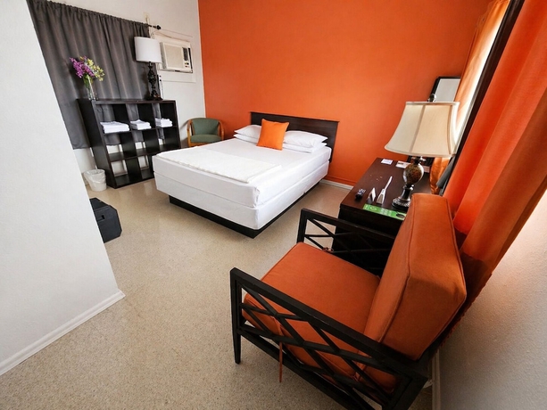 Imagen de la habitación del Orange Motel. Foto 11