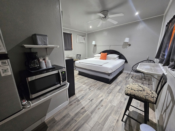 Imagen de la habitación del Orange Motel. Foto 12