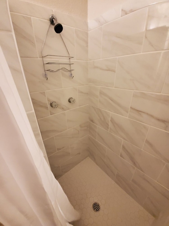 Imagen de la habitación del Orange Motel. Foto 15