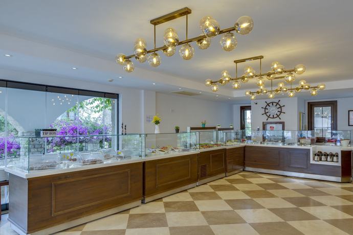 Imagen del bar/restaurante del Orcey Hotel. Foto 2