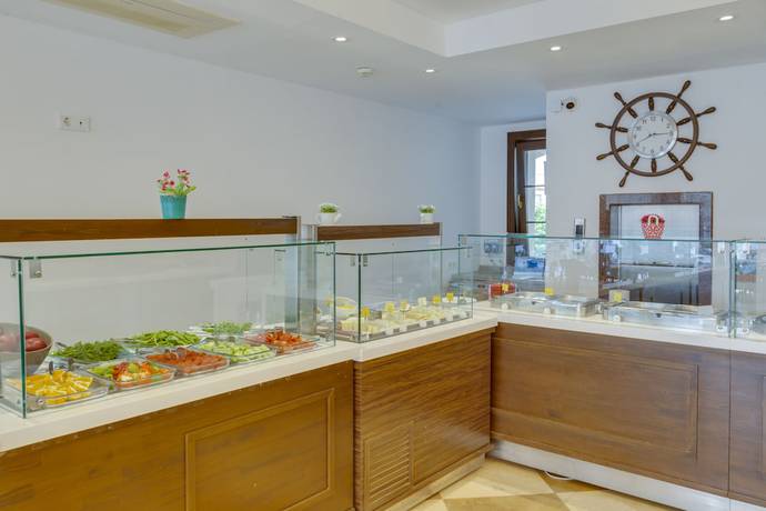 Imagen del bar/restaurante del Orcey Hotel. Foto 5