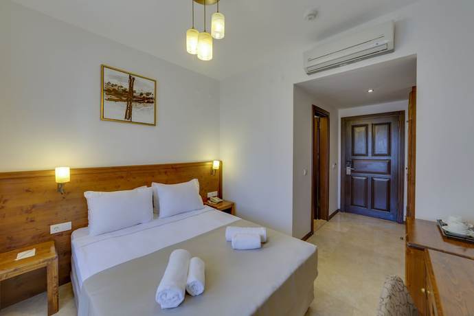 Imagen de la habitación del Orcey Hotel. Foto 14