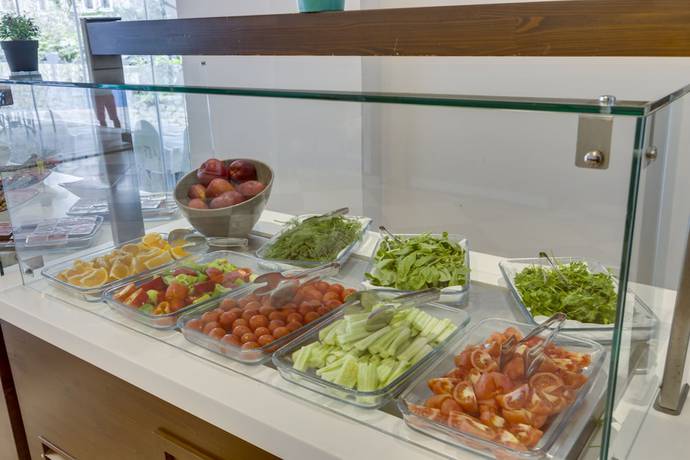 Imagen del bar/restaurante del Orcey Hotel. Foto 6