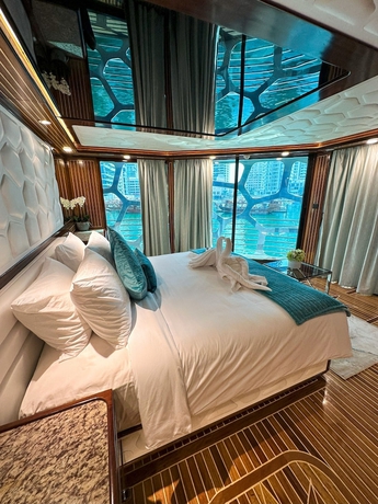 Imagen de la habitación del Orchid Overnight Superyacht. Foto 10
