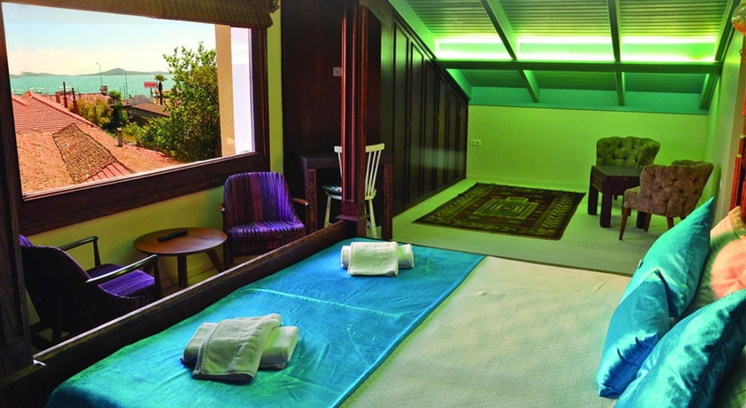 Imagen de la habitación del Orchis Hotel. Foto 6