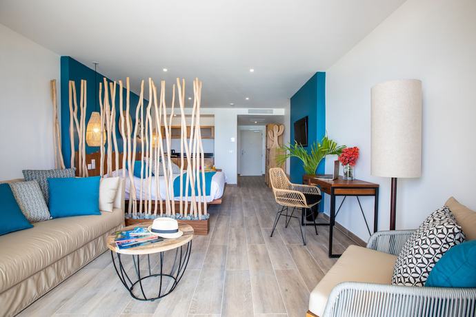 Imagen de la habitación del Orient Beach Hotel. Foto 12