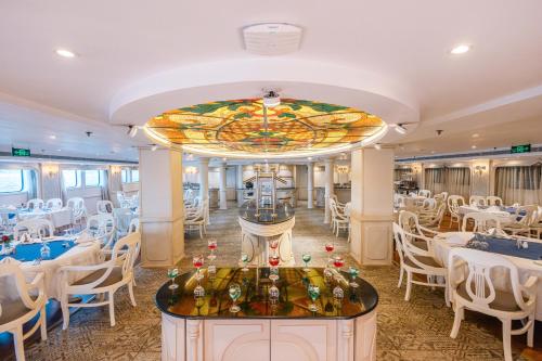 Imagen general del Orient Grand Rose Nile Cruise - Every Saturday from Luxor for 07 & 04 Nights - Every Wednesday From. Foto 10