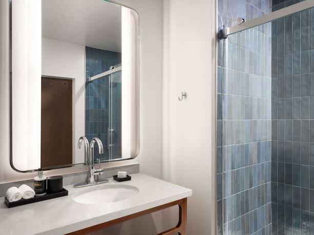 Imagen de la habitación del Origin Kansas City Riverfront, a Wyndham Hotel. Foto 26