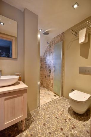 Imagen de la habitación del Orino Suites. Foto 12