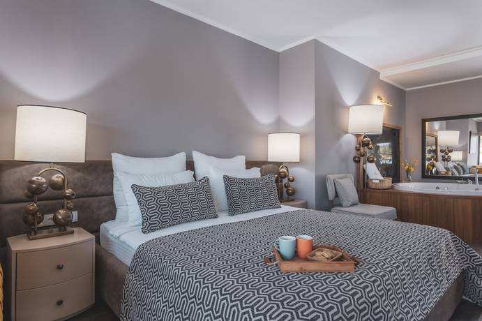 Imagen de la habitación del Orka Cove Hotel Penthouse and Suites - Adults Only. Foto 9