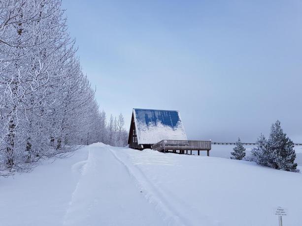 Imagen de los exteriores del Ormurinn Cottages. Foto 18