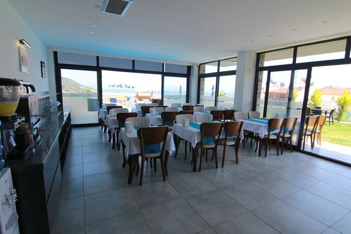 Imagen general del Ornella Hotel. Foto 6