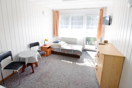 Imagen de la habitación del Osrodek Rehabilitacyjno-Wypoczynkowy FAMA-STA. Foto 16