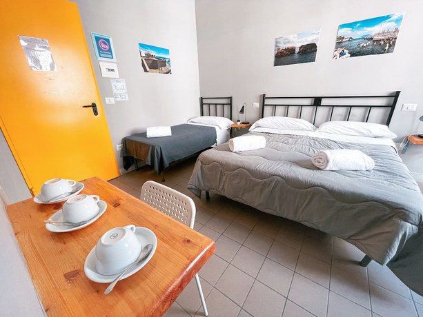 Imagen de la habitación del Ostello Bello Napoli. Foto 18