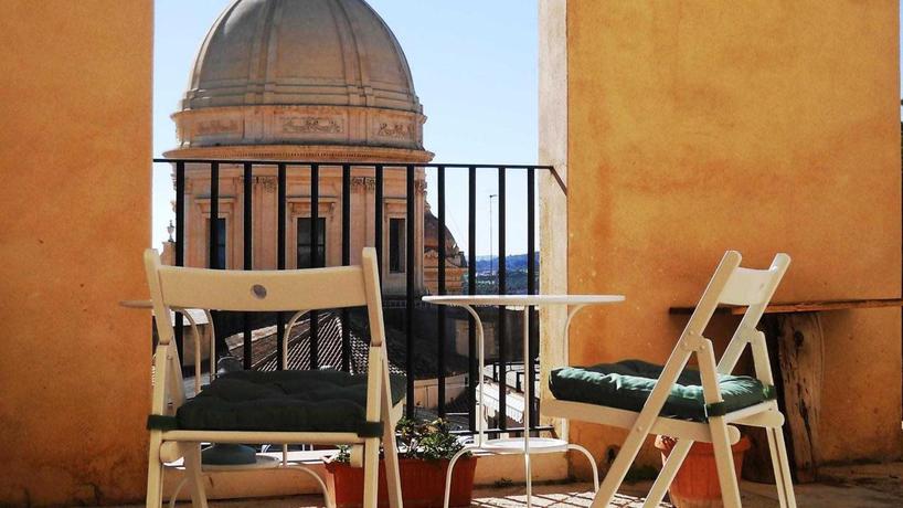 Imagen de los exteriores del Ostello Della Giovent&ugrave; Il Castello. Foto 8