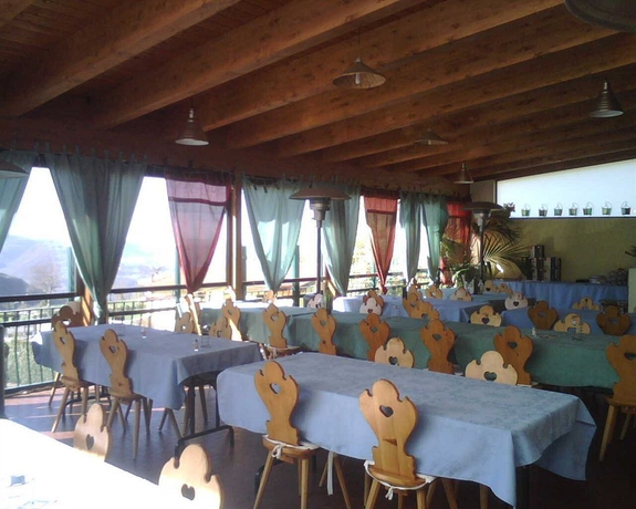 Imagen del bar/restaurante del Ostello Trentapassi. Foto 2