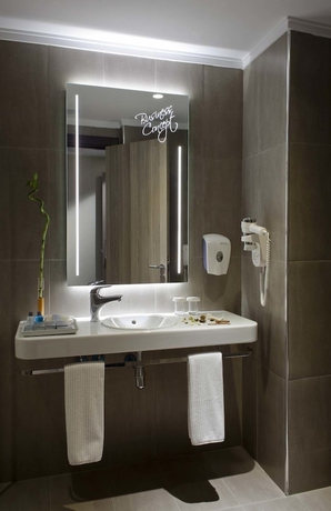 Imagen de la habitación del Ostimpark Business Hotel. Foto 15