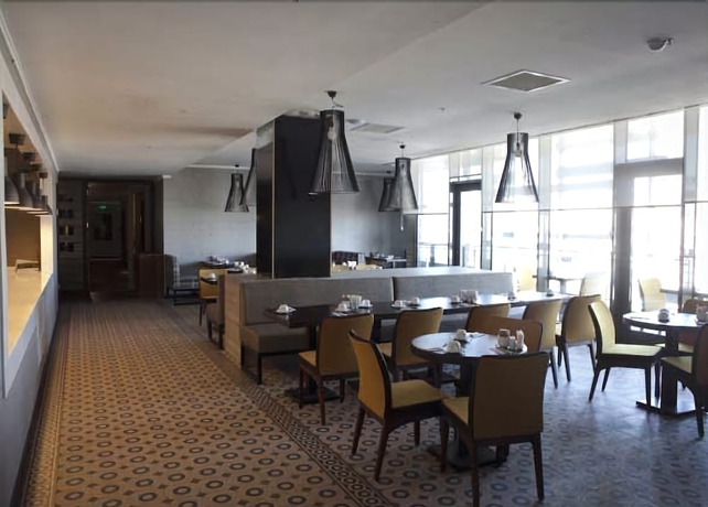 Imagen del bar/restaurante del Ostimpark Business Hotel. Foto 6