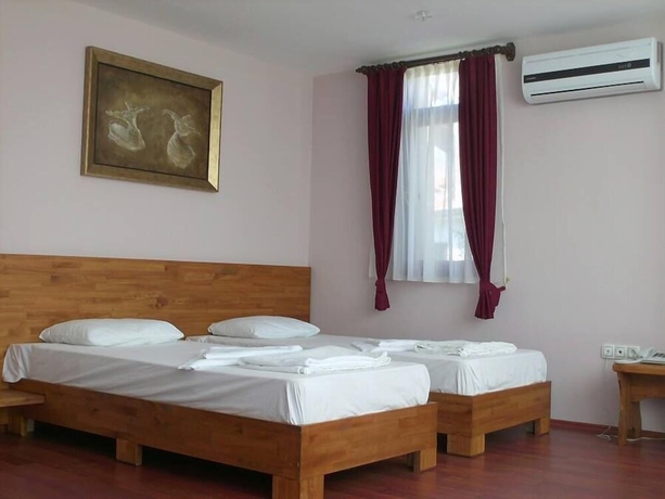 Imagen de la habitación del Otel Deniz Yildizi. Foto 17