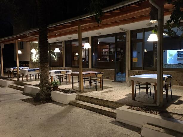 Imagen general del Otel Dolphine. Foto 3