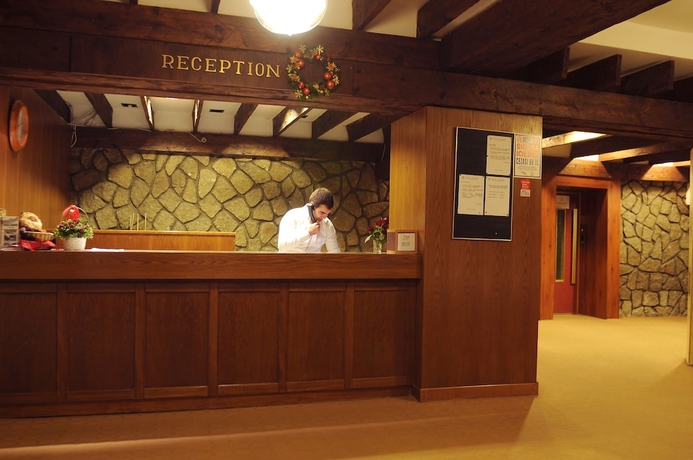 Imagen de los interiores del Otel Fahri, Osmangazi. Foto 16