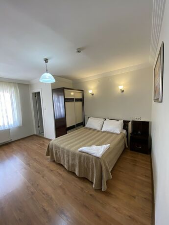 Imagen de la habitación del Otel King. Foto 15