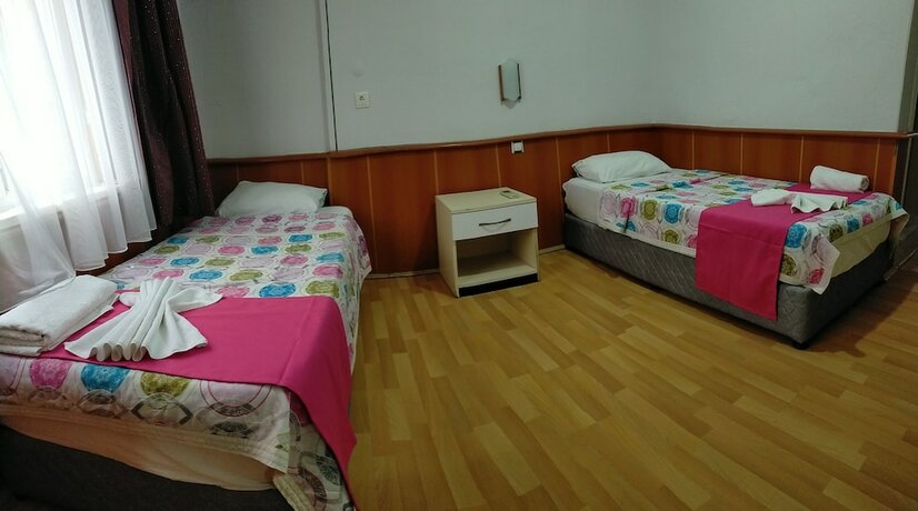 Imagen de la habitación del Otel Mustafa. Foto 17
