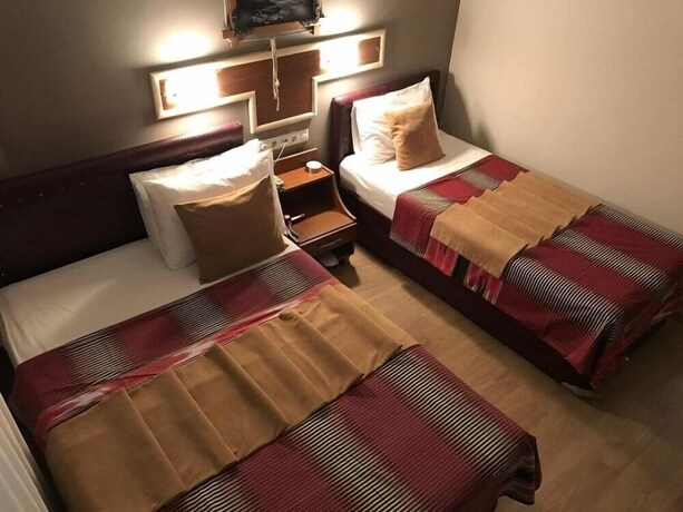 Imagen de la habitación del Otel Yalta. Foto 20