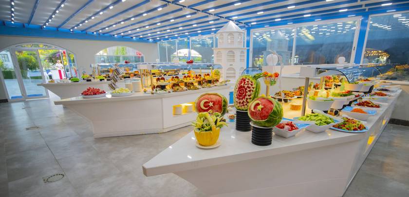 Imagen del bar/restaurante del Otium Family Club Marine Beach - All Inclusive. Foto 6