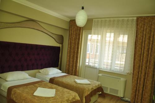 Imagen de la habitación del Ottoman Palace Hotel Edirne. Foto 7