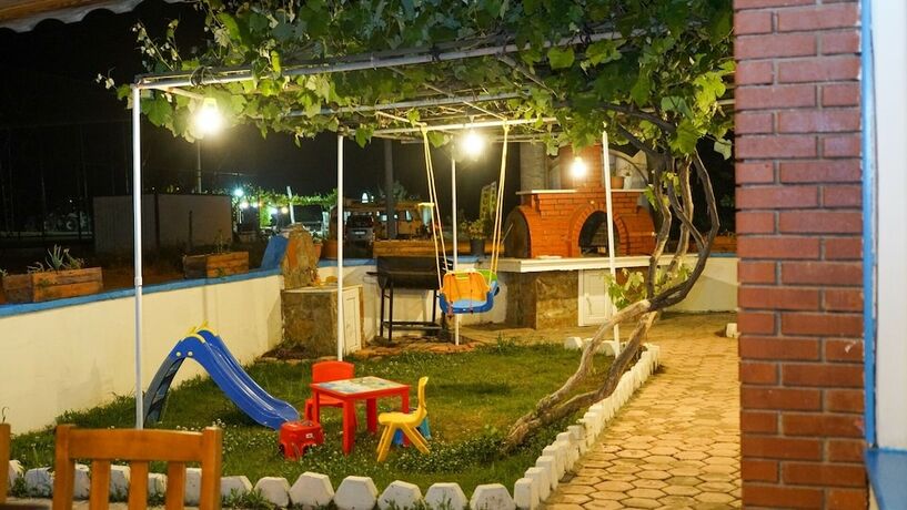 Imagen general del &Ouml;rnek Motel. Foto 4