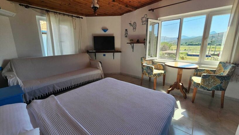 Imagen general del &Ouml;rnek Motel. Foto 15