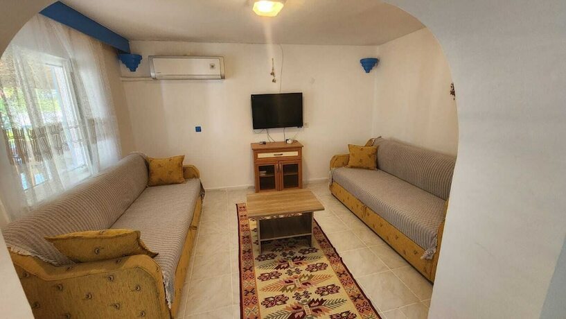 Imagen general del &Ouml;rnek Motel. Foto 16