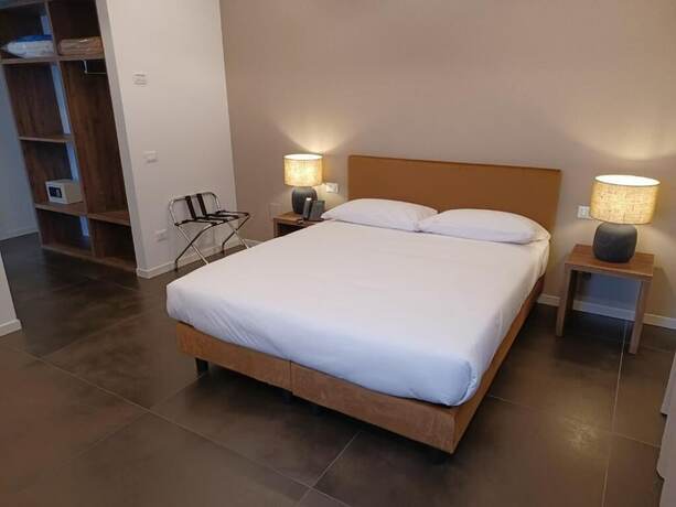 Imagen de la habitación del Outside Hotel. Foto 15
