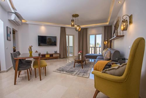 Imagen general del Outstanding Red Sea View-Brand New Azzurra Apartments. Foto 8