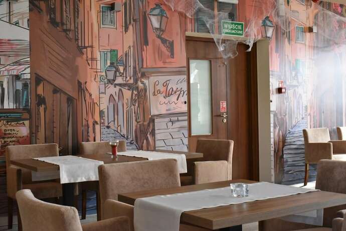 Imagen del bar/restaurante del Ow Alka. Foto 12