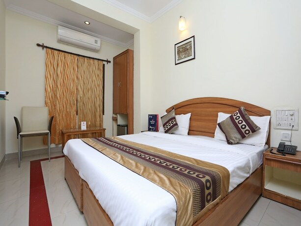 Imagen de la habitación del Oyo 11307 Hotel Satya Villas. Foto 6