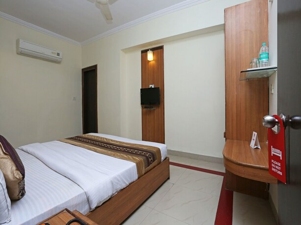 Imagen de la habitación del Oyo 11307 Hotel Satya Villas. Foto 12