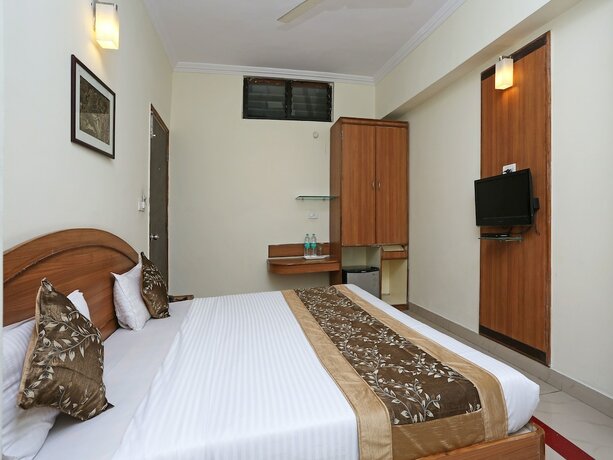 Imagen de la habitación del Oyo 11307 Hotel Satya Villas. Foto 14