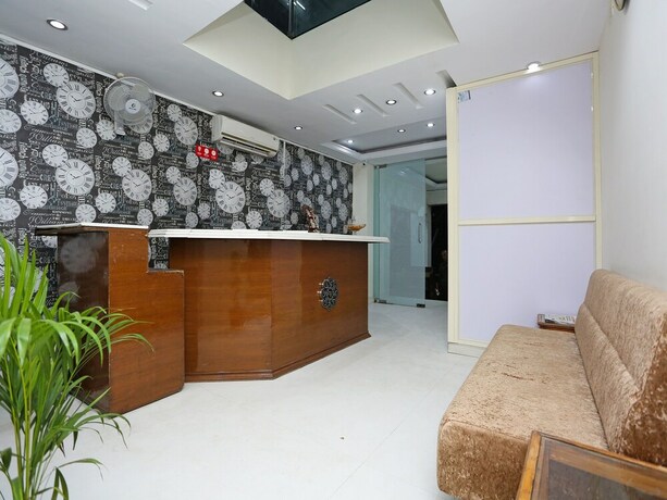 Imagen de los interiores del Oyo 11307 Hotel Satya Villas. Foto 19