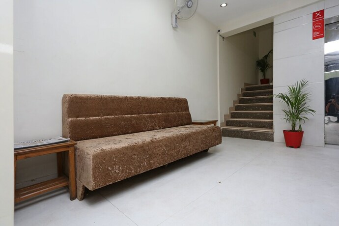 Imagen de los interiores del Oyo 11307 Hotel Satya Villas. Foto 20