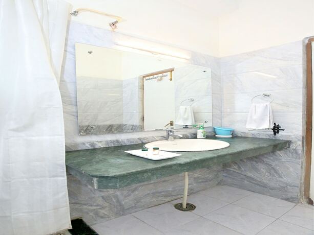 Imagen de la habitación del Oyo 1933 Hotel City Paradise. Foto 6