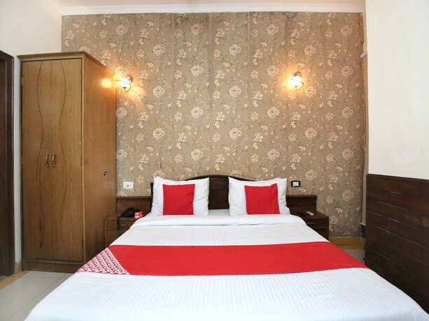 Imagen de la habitación del Oyo 1933 Hotel City Paradise. Foto 9