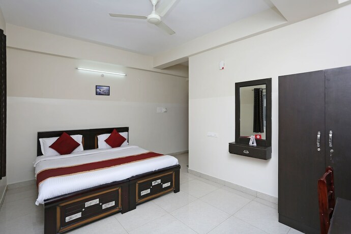 Imagen de la habitación del Oyo 6749 The Royal Nest. Foto 10
